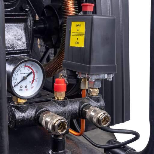 Изображение для Компрессор масляный ременной Foxweld AEROMAX 550/100 (4 кВт)