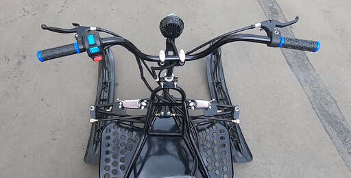 Изображение для Мотобуксировщик Лидер-3-3Т-20АП с рычажным  лыжным модулем (Lifan 20 лc, реверс, электростартер, фара)