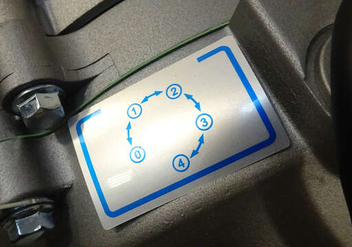 Изображение для Двигатель четырехтактый, 110 см3  YX-110 (1P53FMH), воздушное охлаждение, МКПП4, все вверх, нижний электростартер, кикстартер