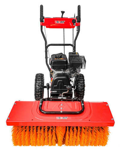 Изображение для Машина подметальная универсальная Brait BSS7080W (7 лс, ширина щётки 800мм)