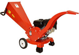 Измельчитель садовый бензиновый Brait BGSH-750 PRO (7 лс, измельчаемая древесина до 50 мм)