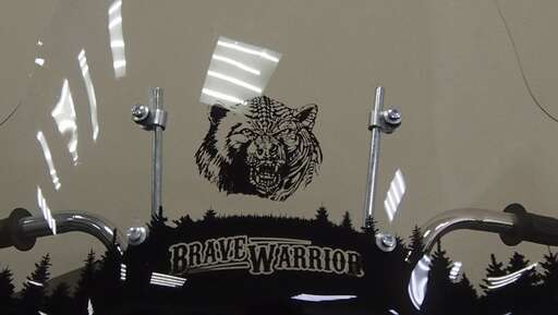 Изображение для Щиток ветровой квадроцикла BRAVE WARRIOR с шелкографией (жесткое стекло) с/к (Россия)