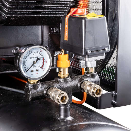 Изображение для Компрессор масляный ременной AEROMAX 1050/300