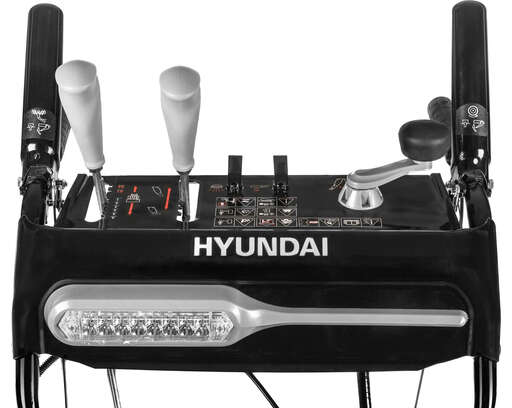 Изображение для Бензиновый снегоуборщик Hyundai S 7066 (7 лс, электростартер, подогрев, фара,  выброс 11м, 5/2 скорости