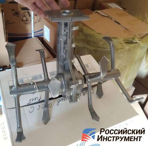 Изображение для Насадка-гусиные лапки для бензотриммера (26 мм, 9 шлицов)