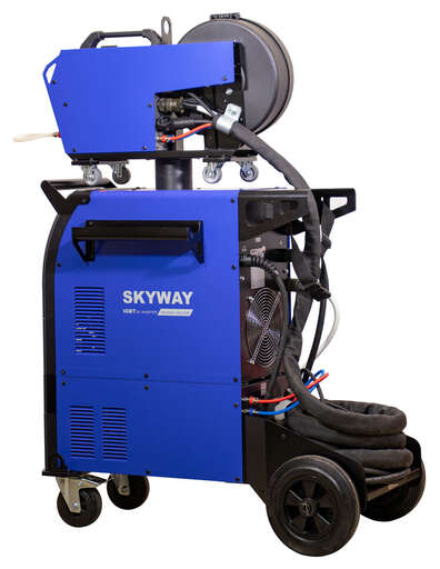 Изображение для Инверторный сварочный полуавтомат AuroraPRO SKYWAY 500 с водяным охлаждением