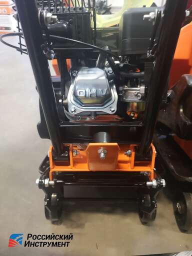Изображение для Виброплита бензиновая Brait PC-60 (11 кН)