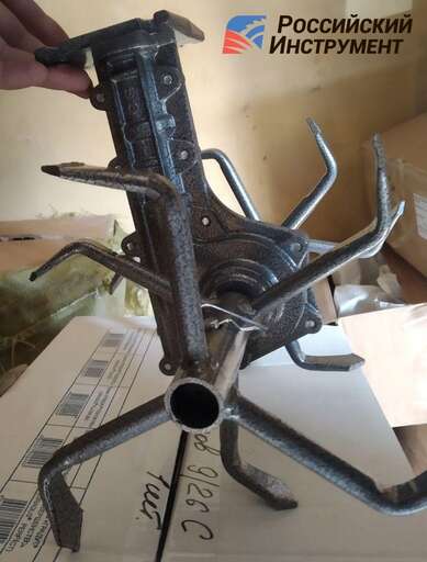 Изображение для Насадка-гусиные лапки для бензотриммера (26 мм, 9 шлицов)