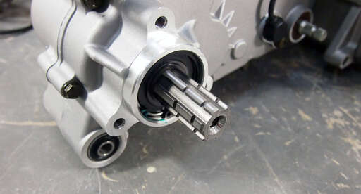 Изображение для Двигатель Dingo150 (STELS Капитан) 4х такт.150 см3 157QMJ (GY6-150) моноблок с редуктором в сборе.