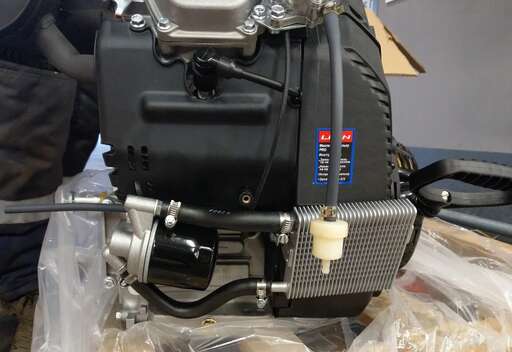 Изображение для Двигатель Lifan 2V80F-2A  20А (29 лс, электростартер, катушка освещения 20А) + вариатор Арктик