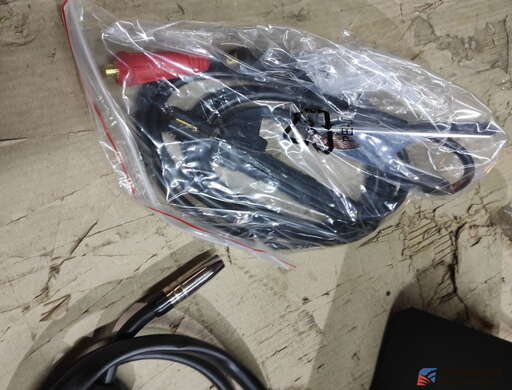 Изображение для Сварочный полуавтомат Brait MIG-200E (встроенная горелка, MMA/MIG-MAG/TIG LIFT)