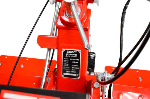 Изображение для Мотоблок дизельный Brait BR-135DEAPRO (6 лс, электростартер, 3 вперед/1 назад)