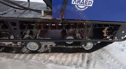 Изображение для Мотобуксировщик Лидер-1-2Т-15 РУ без лыжного модуля (Lifan 15 лс, электростартер, освещение, изменяемый угол атаки)