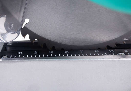 Изображение для Пила торцовочная Sturm! MS5525S (2.2 кВт)