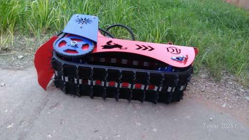 Изображение для Гусеничная приставка к детскому снегокату