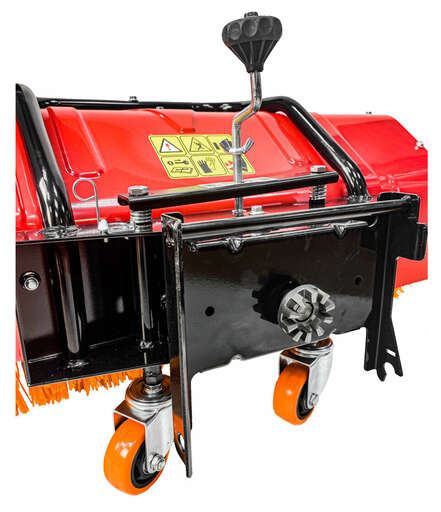 Изображение для Машина подметальная универсальная Brait BSS7080W (7 лс, ширина щётки 800мм)