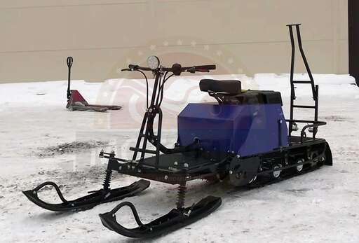 Изображение для Мотобуксировщик Лидер-2-3Т-15АП с лыжным модулем (Lifan 15 лc, электростартер, освещение, три тележки, адаптивная подвеска)