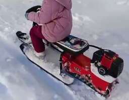 Изображение для Гусеничная приставка к детскому снегокату